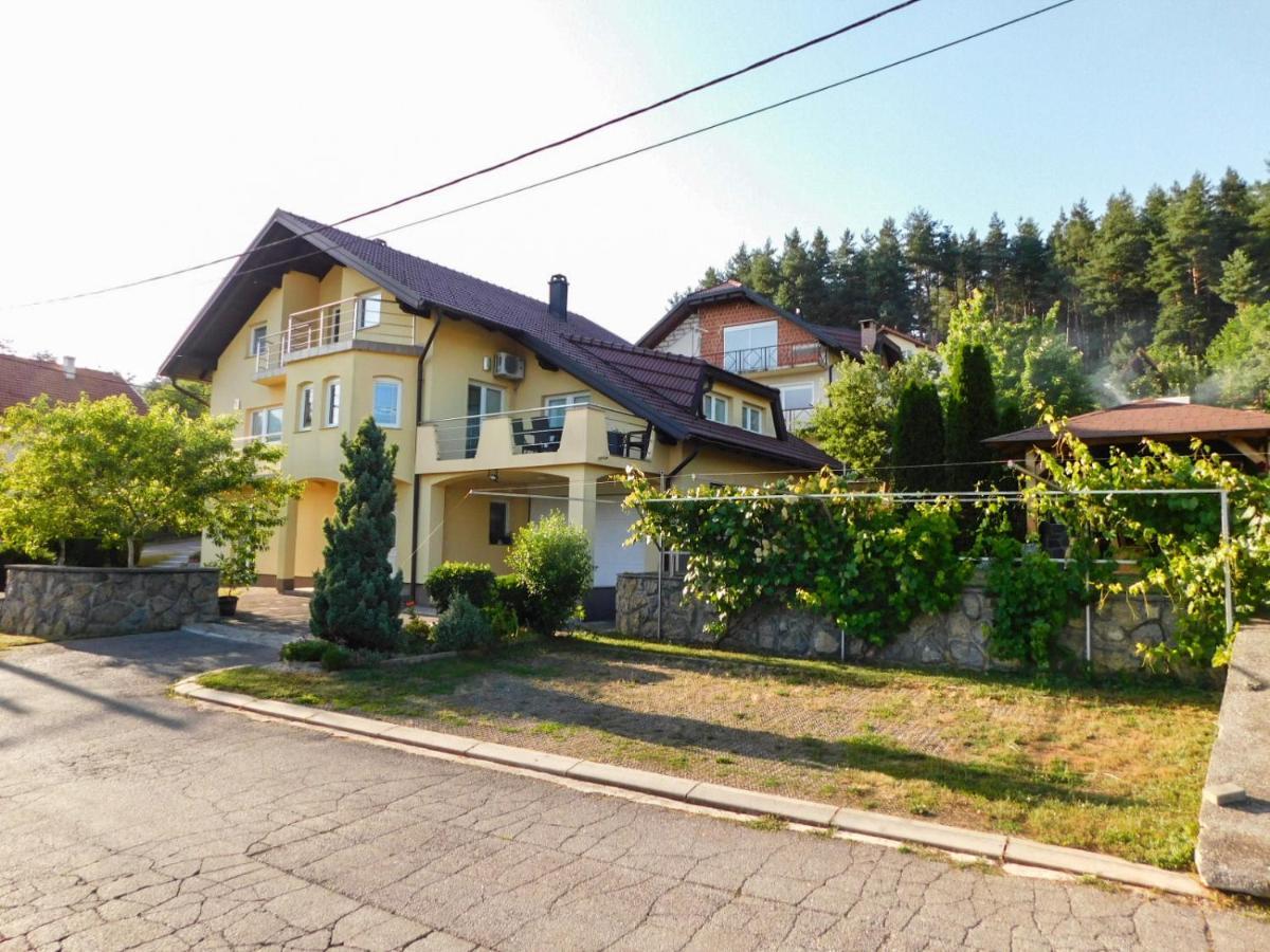 Apartman Lara Otočac 外观 照片
